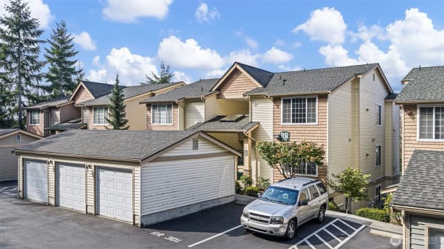 Property photo for 4907 Morris Avenue S #rr101, Renton photo 3