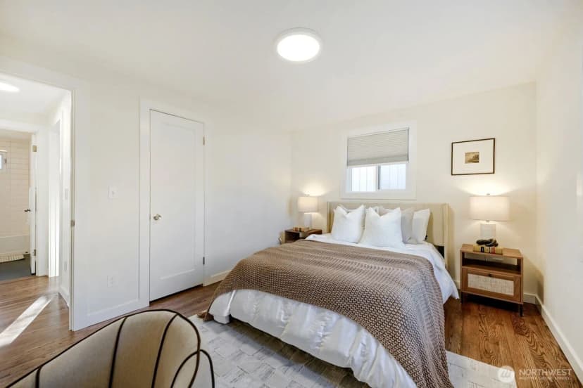 Property photo for 4216 27th Avenue W, Seattle photo 17
