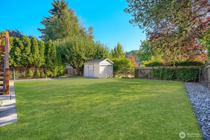 Property photo for 4216 27th Avenue W, Seattle photo 25