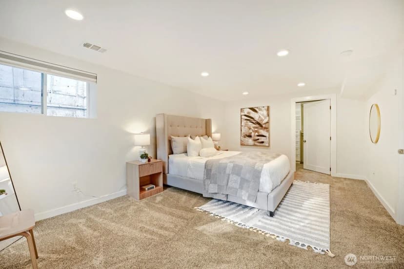 Property photo for 4216 27th Avenue W, Seattle photo 10