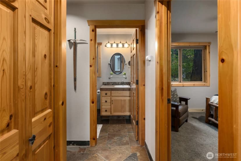 Property photo for 101 Pecon Valley Place, Cle Elum photo 12