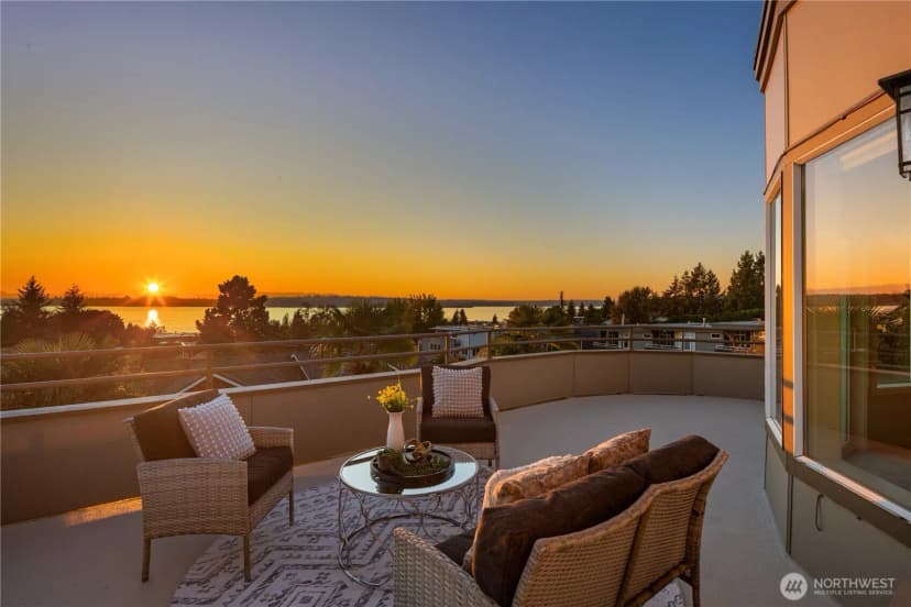 Property photo for 10225 Ne 62nd Street, Kirkland photo 28