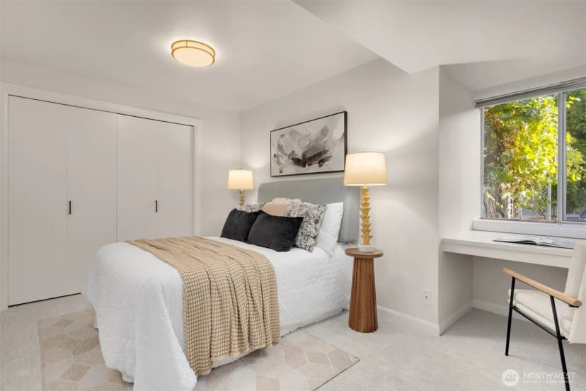 Property photo for 10225 Ne 62nd Street, Kirkland photo 37