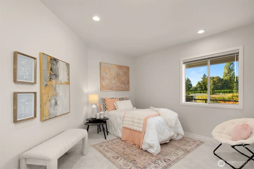 Property photo for 10225 Ne 62nd Street, Kirkland photo 31