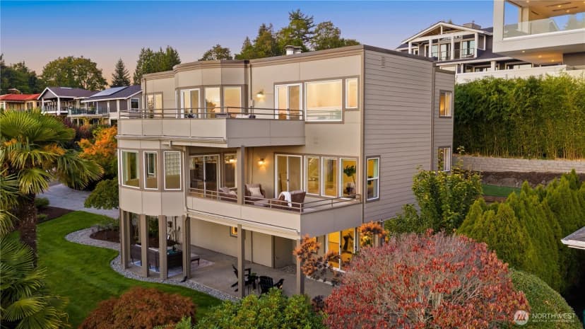 Property photo for 10225 Ne 62nd Street, Kirkland photo 10