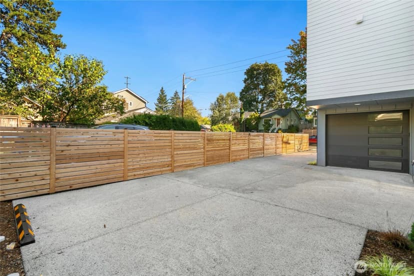 Property photo for 338 Ne 90th Street, Seattle photo 23