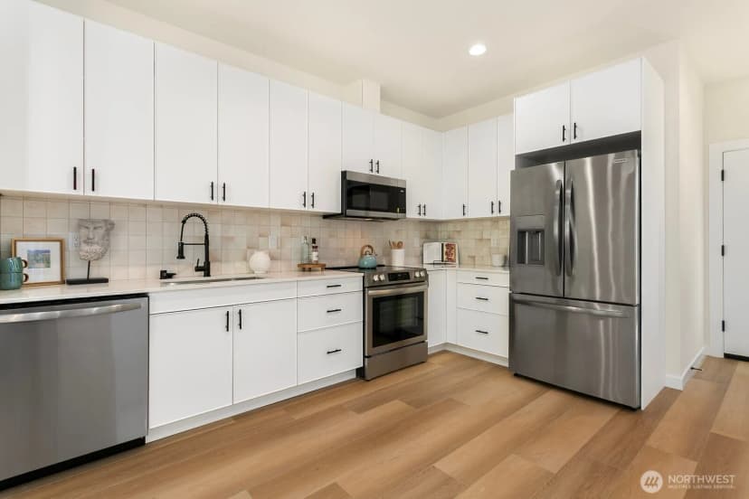 Property photo for 338 Ne 90th Street, Seattle photo 9