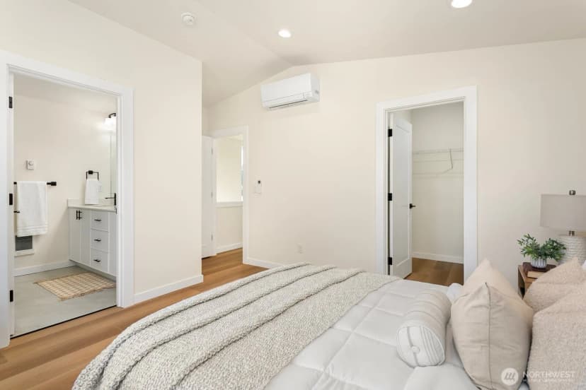 Property photo for 338 Ne 90th Street, Seattle photo 18