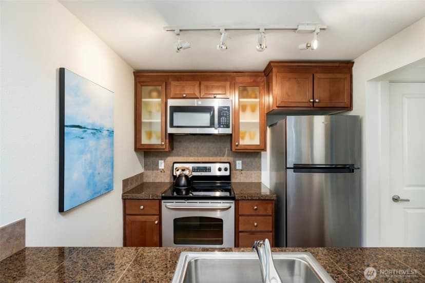 Property photo for 300 N 130th Street #5202, Seattle photo 10