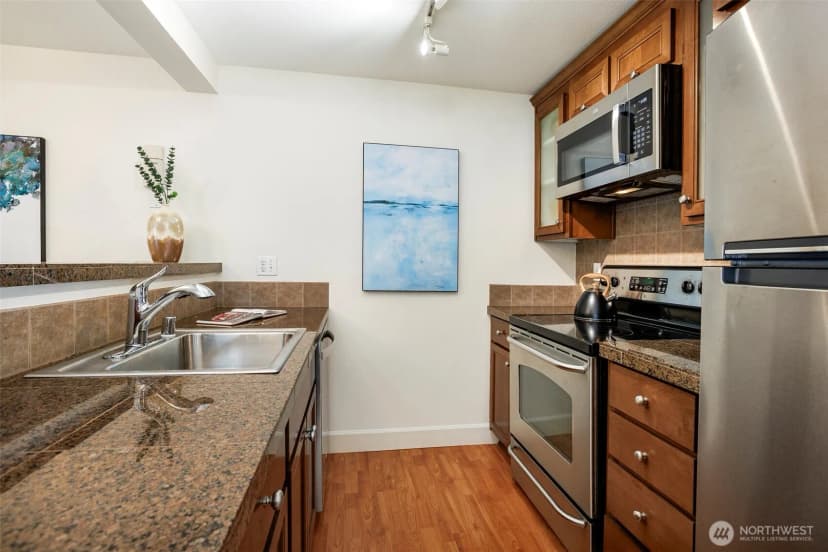 Property photo for 300 N 130th Street #5202, Seattle photo 9