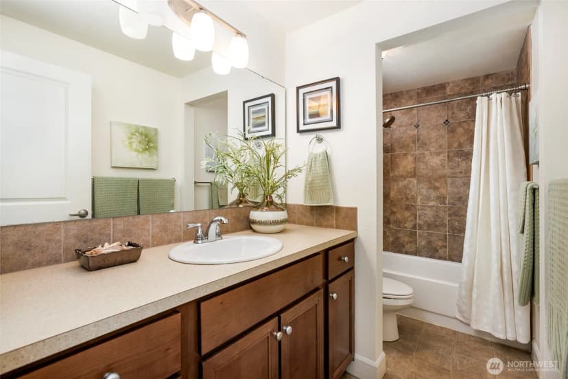 Property photo for 300 N 130th Street #5202, Seattle photo 14