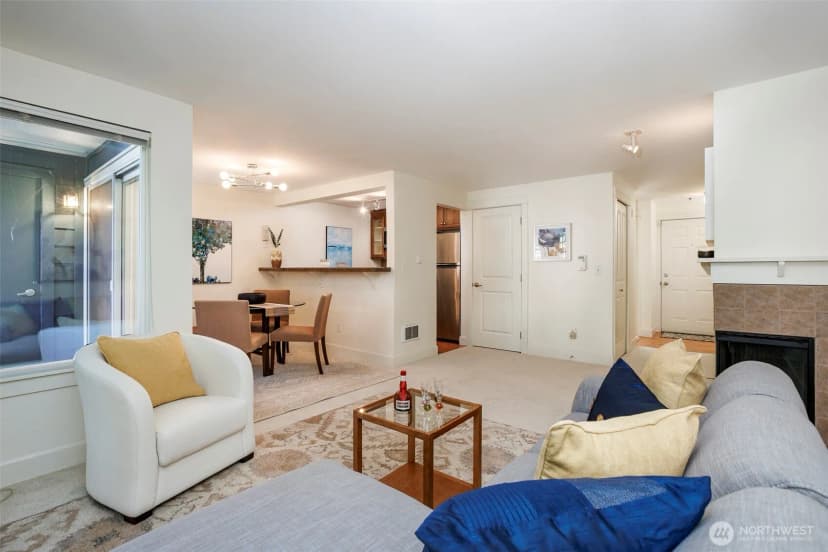 Property photo for 300 N 130th Street #5202, Seattle photo 6
