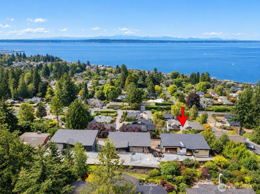 Property photo for 19122 94th Avenue W, Edmonds photo 16
