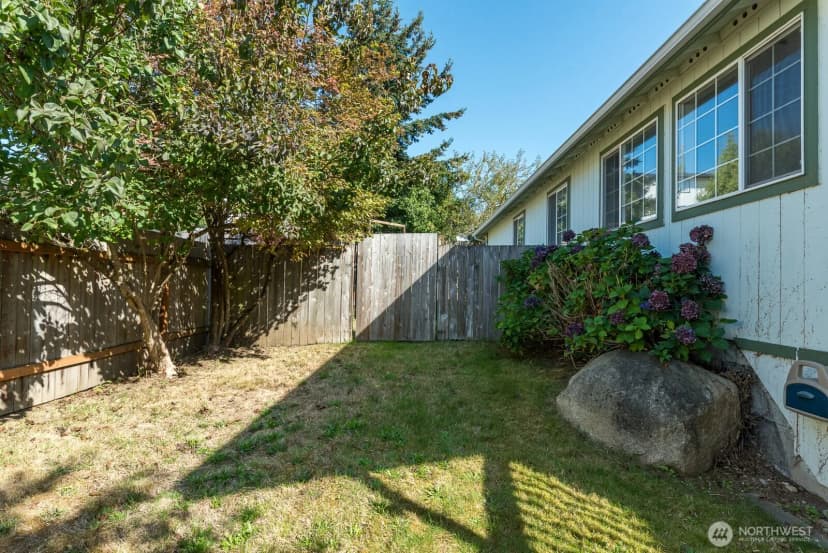 Property photo for 17701 Hillside Court, Arlington photo 33