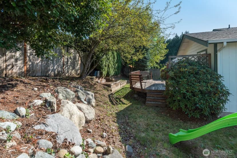 Property photo for 17701 Hillside Court, Arlington photo 32
