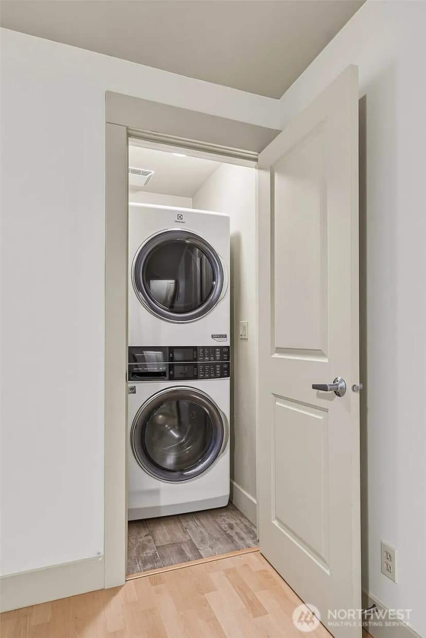 Property photo for 22910 90th Avenue W #e304, Edmonds photo 17
