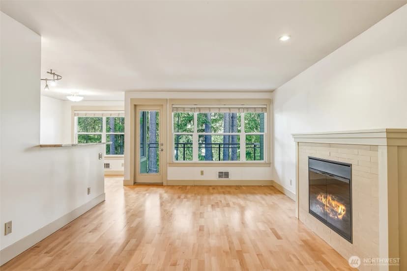 Property photo for 22910 90th Avenue W #e304, Edmonds photo 3
