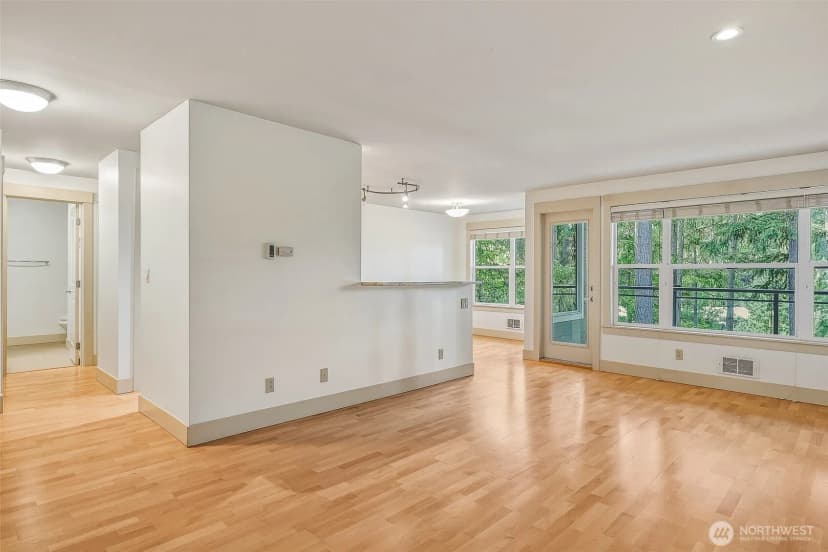 Property photo for 22910 90th Avenue W #e304, Edmonds photo 5