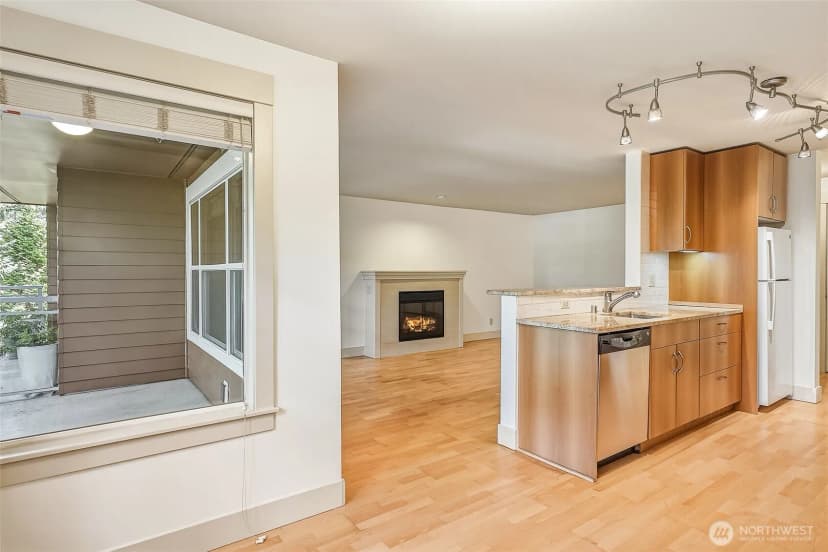 Property photo for 22910 90th Avenue W #e304, Edmonds photo 12