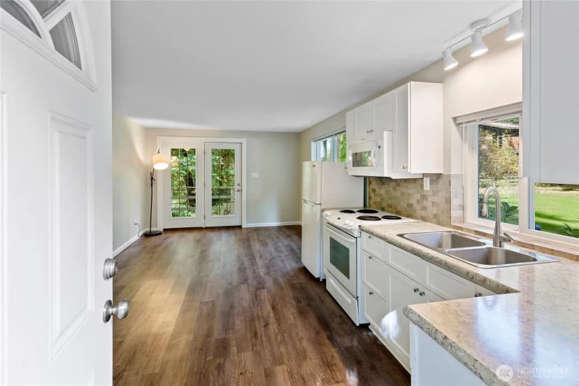 Property photo for 6894 Ne Koura Road, Bainbridge Island photo 31