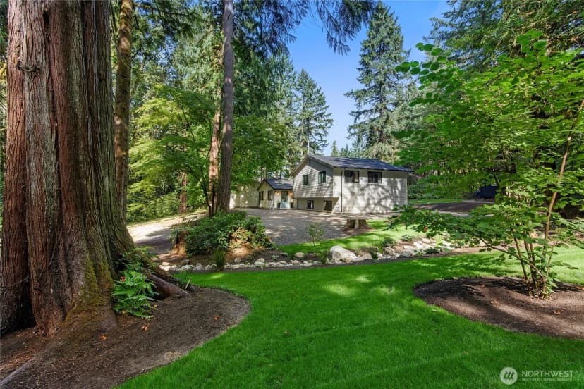 Property photo for 6894 Ne Koura Road, Bainbridge Island