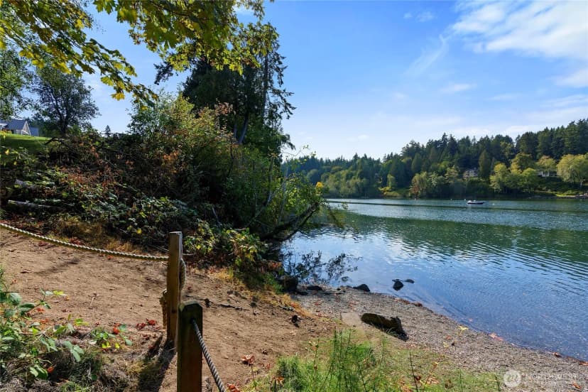 Property photo for 6894 Ne Koura Road, Bainbridge Island photo 38