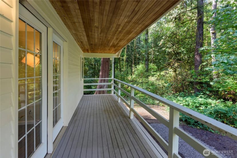 Property photo for 6894 Ne Koura Road, Bainbridge Island photo 30