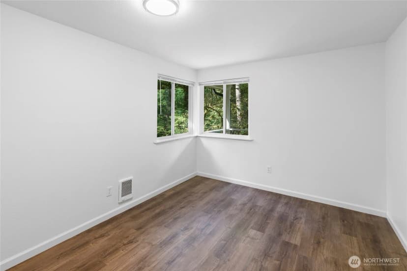 Property photo for 6894 Ne Koura Road, Bainbridge Island photo 33