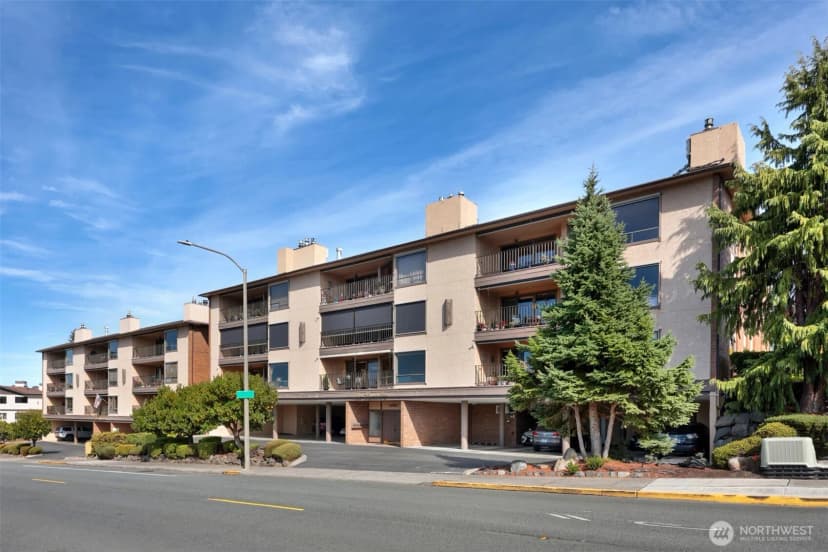 Property photo for 1005 5th Avenue S #102b, Edmonds photo 35