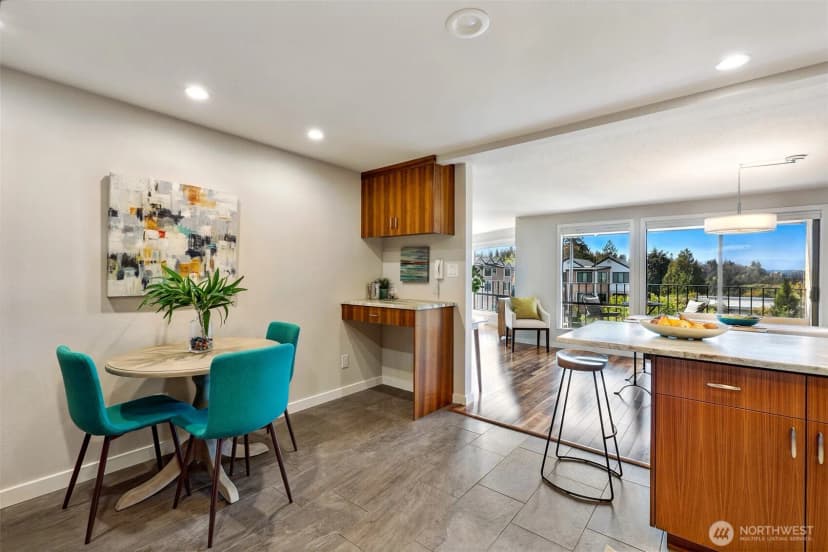 Property photo for 1005 5th Avenue S #102b, Edmonds photo 12