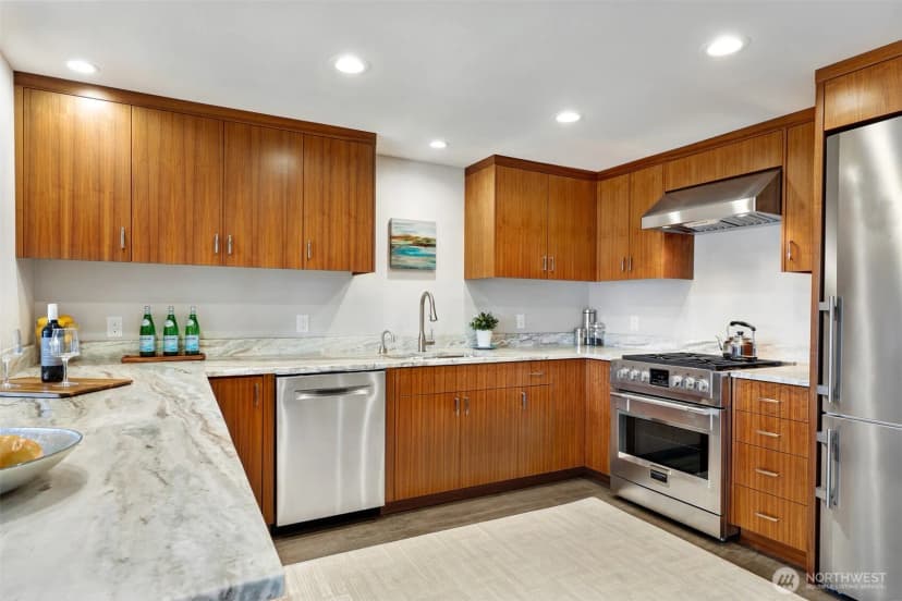 Property photo for 1005 5th Avenue S #102b, Edmonds photo 10