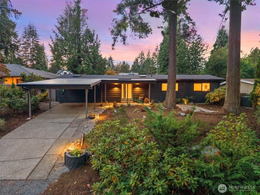 Property photo for 8317 134th Avenue Ne, Redmond