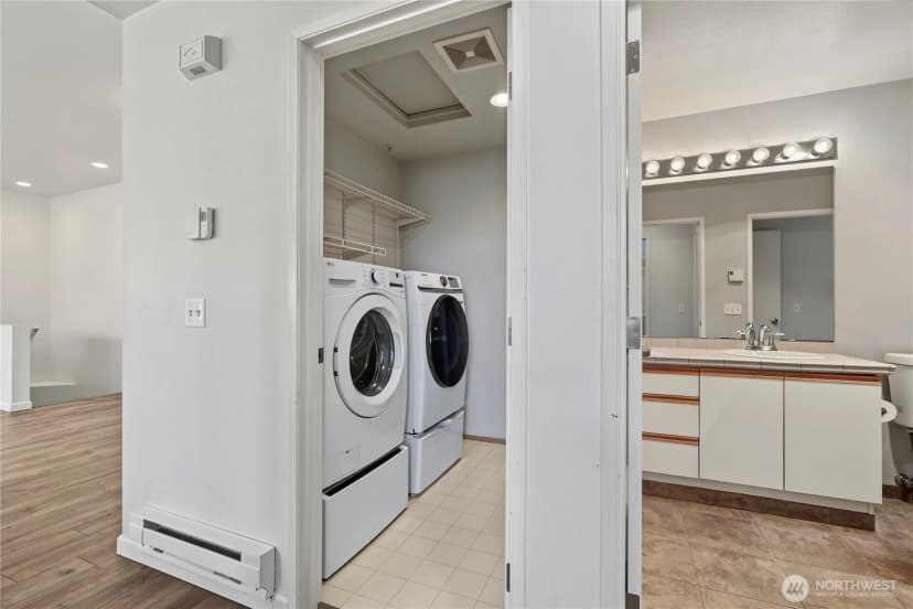 Property photo for 5727 S 234th Place #9-4, Kent photo 10