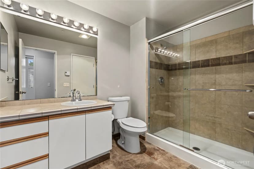 Property photo for 5727 S 234th Place #9-4, Kent photo 11