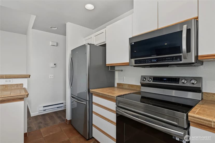 Property photo for 5727 S 234th Place #9-4, Kent photo 9