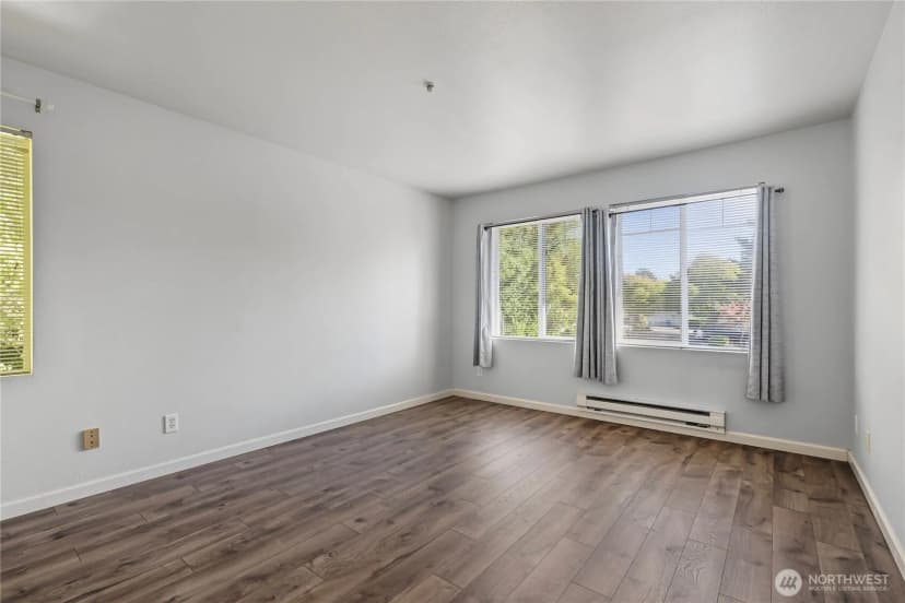 Property photo for 5727 S 234th Place #9-4, Kent photo 13