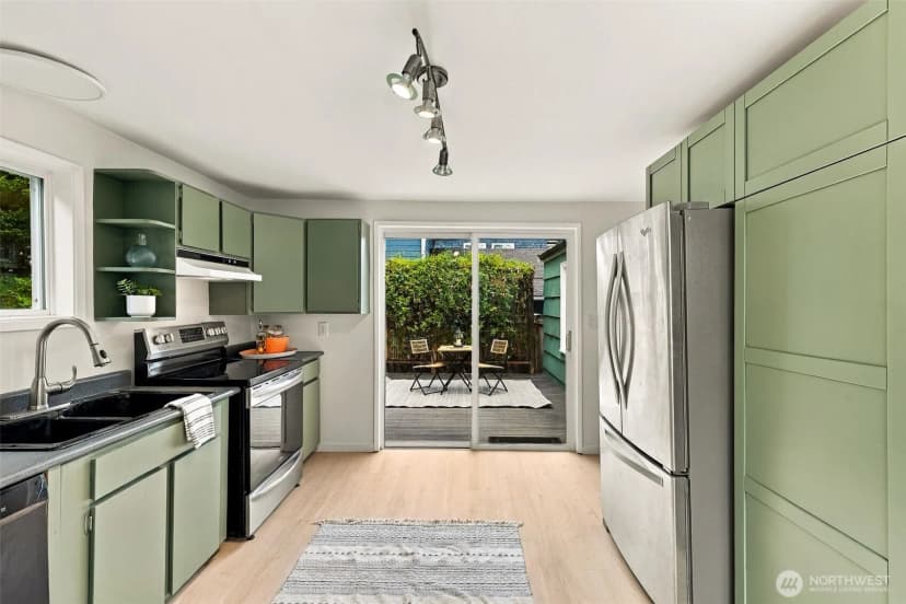 Property photo for 4119 Sw Kenyon Street, Seattle photo 10