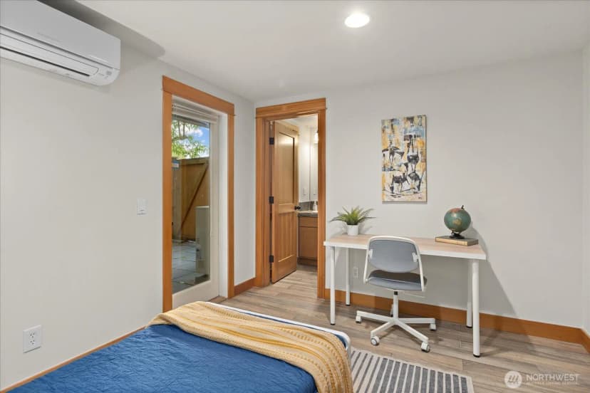 Property photo for 4115 42nd Avenue Sw #a, Seattle photo 21