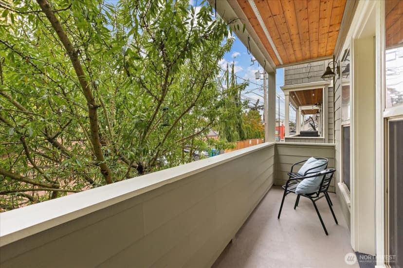 Property photo for 4115 42nd Avenue Sw #a, Seattle photo 13