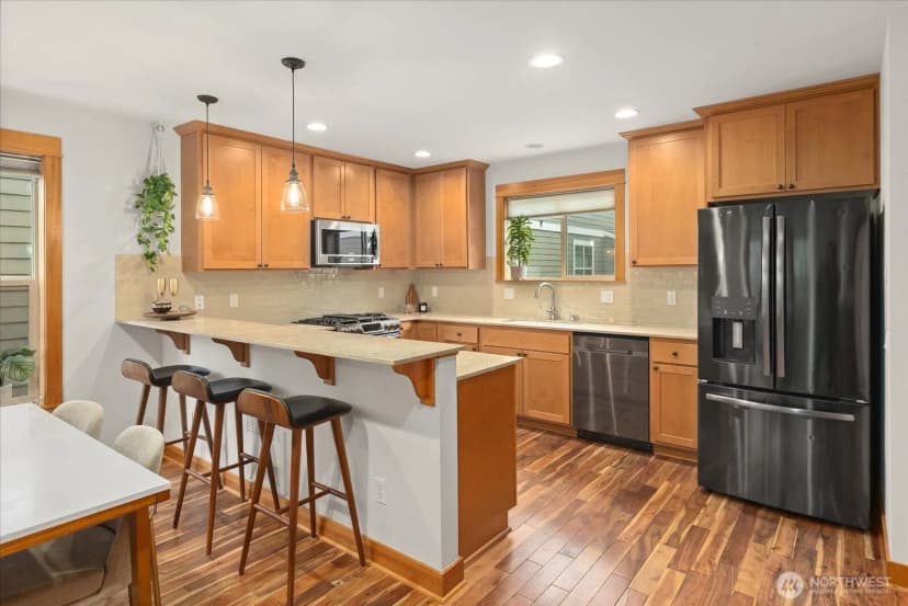 Property photo for 4115 42nd Avenue Sw #a, Seattle photo 9