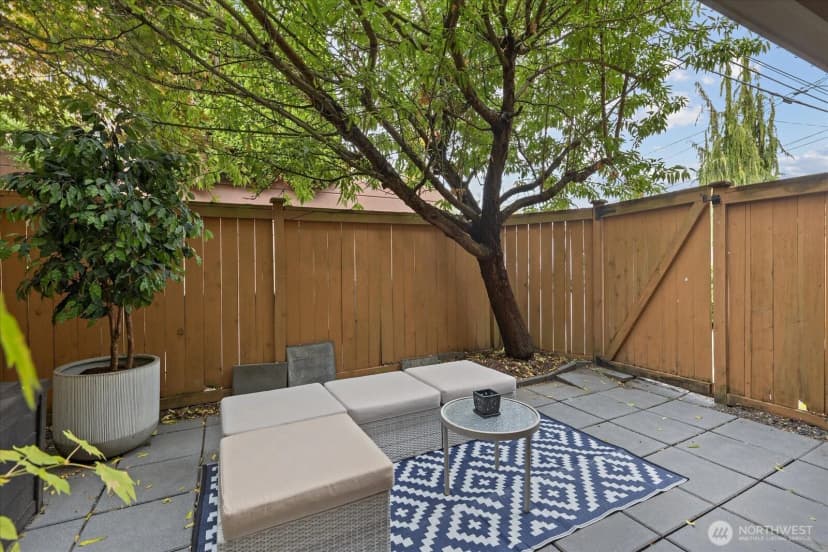 Property photo for 4115 42nd Avenue Sw #a, Seattle photo 24
