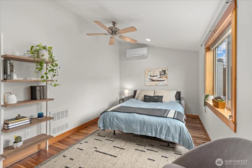 Property photo for 4115 42nd Avenue Sw #a, Seattle photo 18