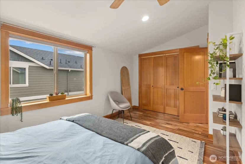 Property photo for 4115 42nd Avenue Sw #a, Seattle photo 19