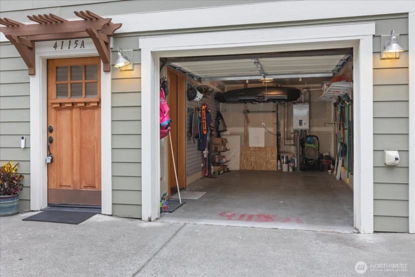 Property photo for 4115 42nd Avenue Sw #a, Seattle photo 25