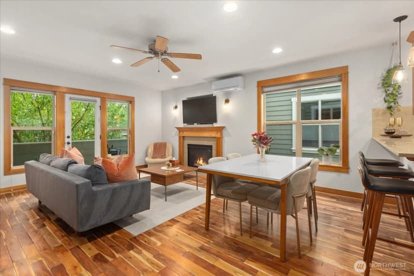 Property photo for 4115 42nd Avenue Sw #a, Seattle photo 7