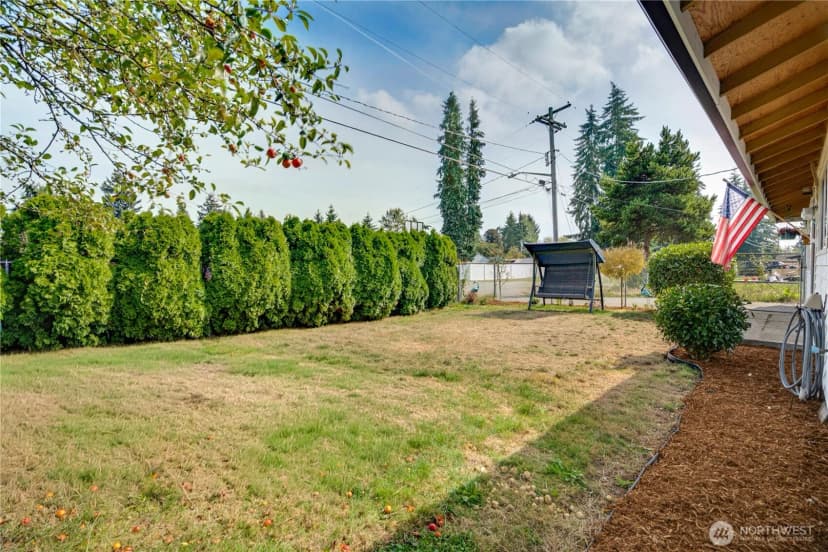 Property photo for 30521 1st Pl Sw, Federal Way photo 5