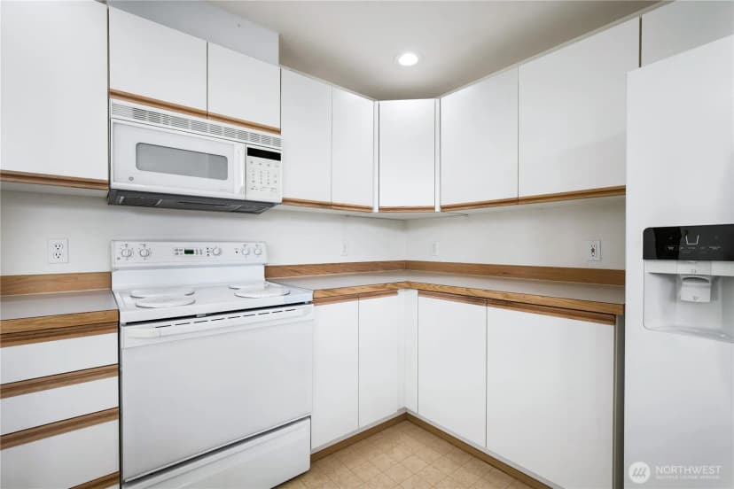 Property photo for 23521 55th Avenue S #12-2, Kent photo 12