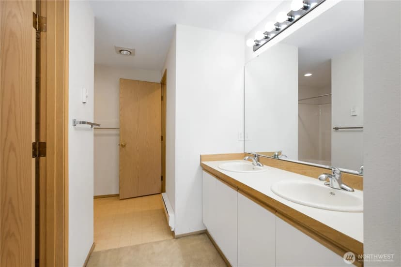 Property photo for 23521 55th Avenue S #12-2, Kent photo 18