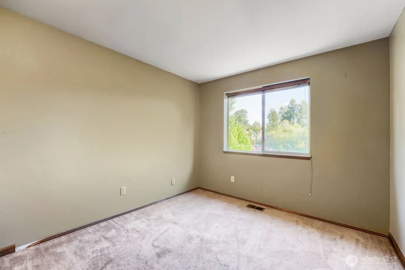 Property photo for 20235 137th Avenue Se, Kent photo 23