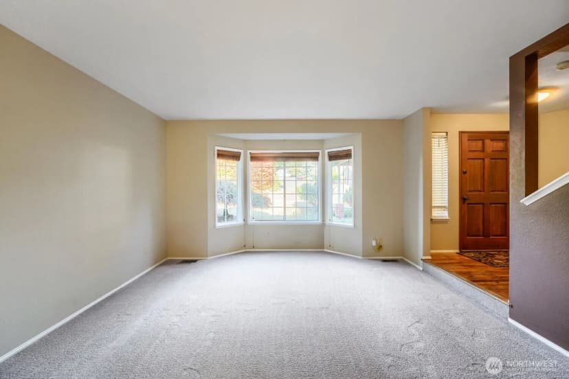 Property photo for 20235 137th Avenue Se, Kent photo 5